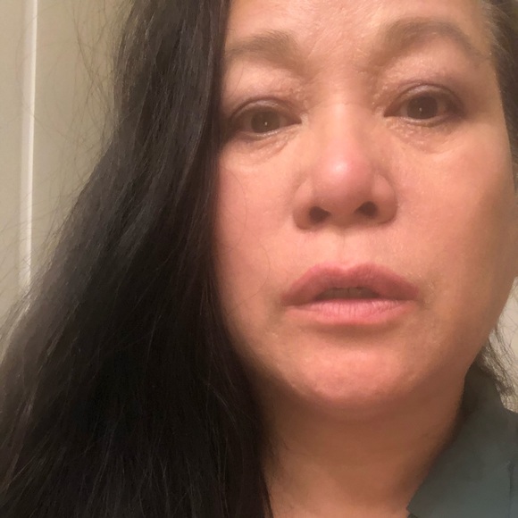 Meet your Posher, Lenore - Picture 2 of 3